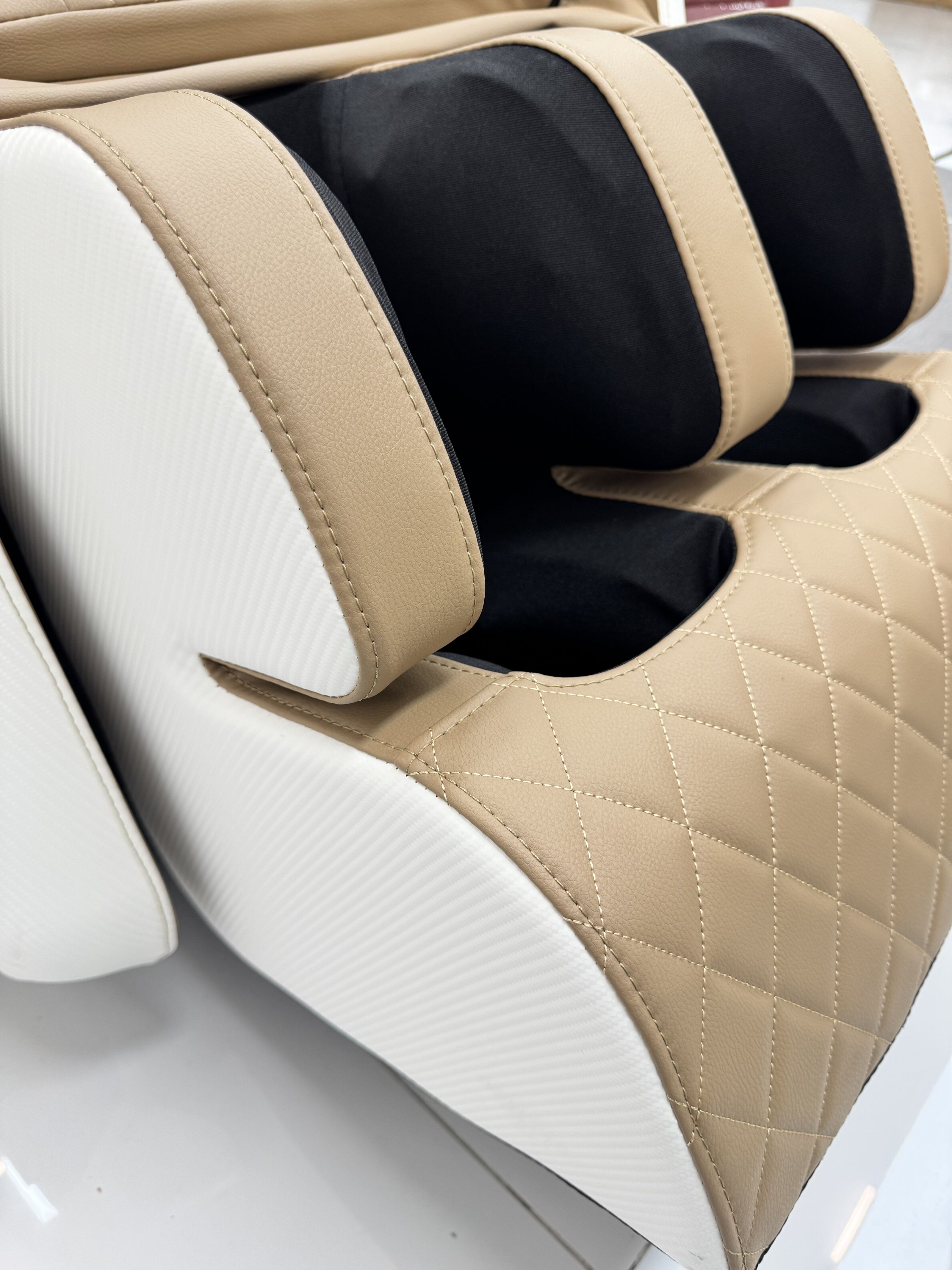 4D Space Capsule Precision Master Massage Chair