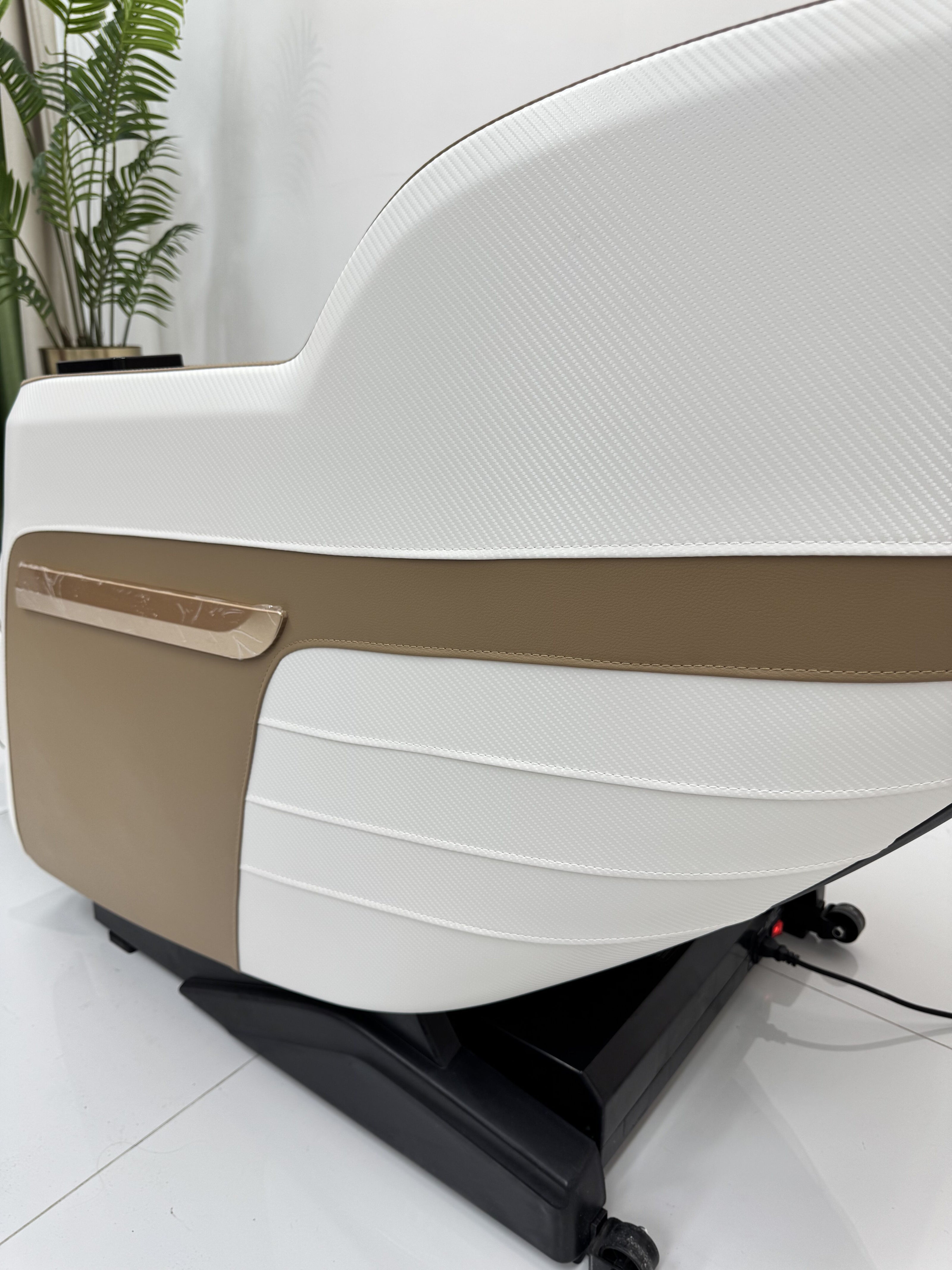 4D Space Capsule Precision Master Massage Chair