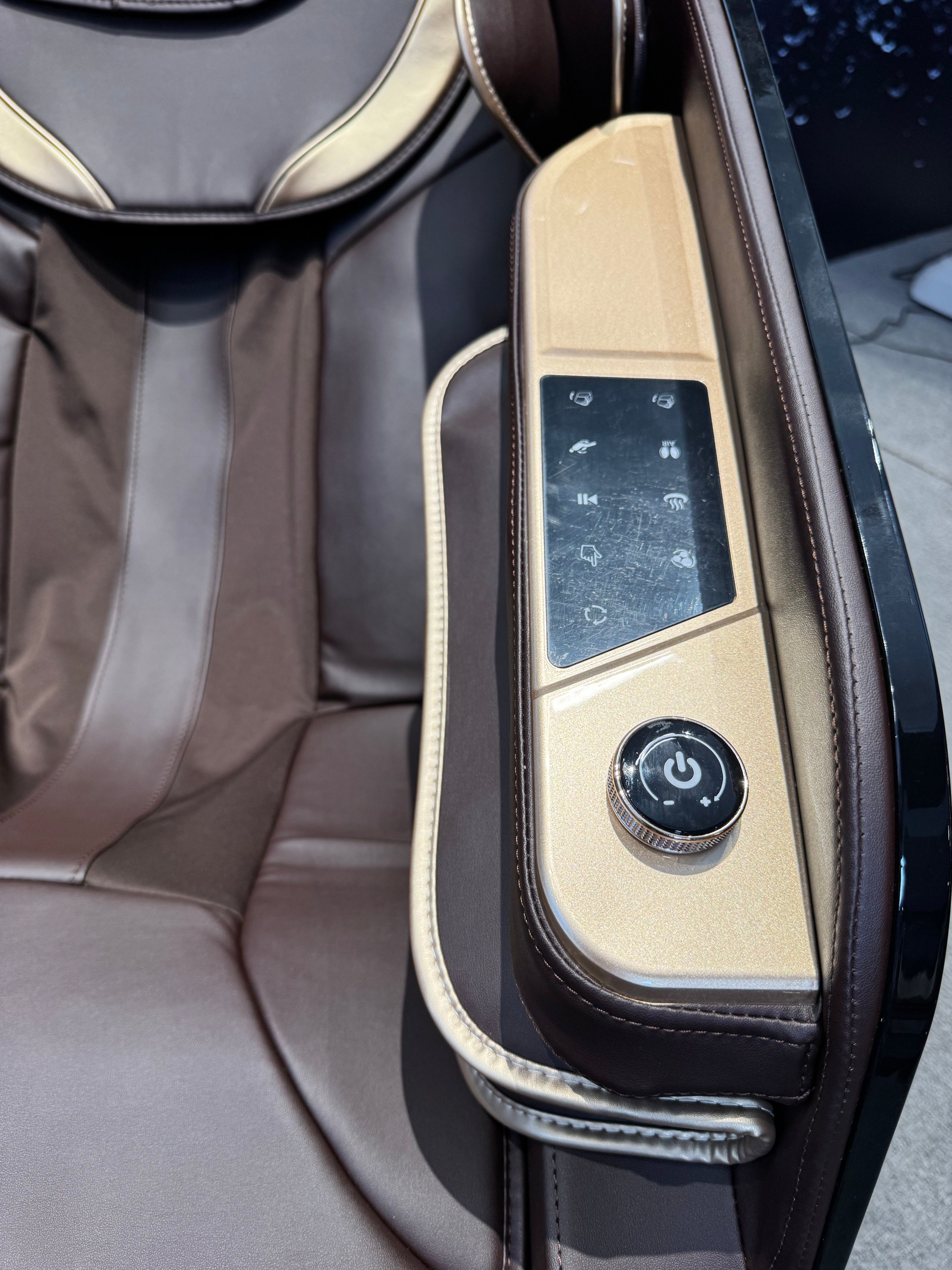 4D Space Capsule Master-Class Massage Chair Elite