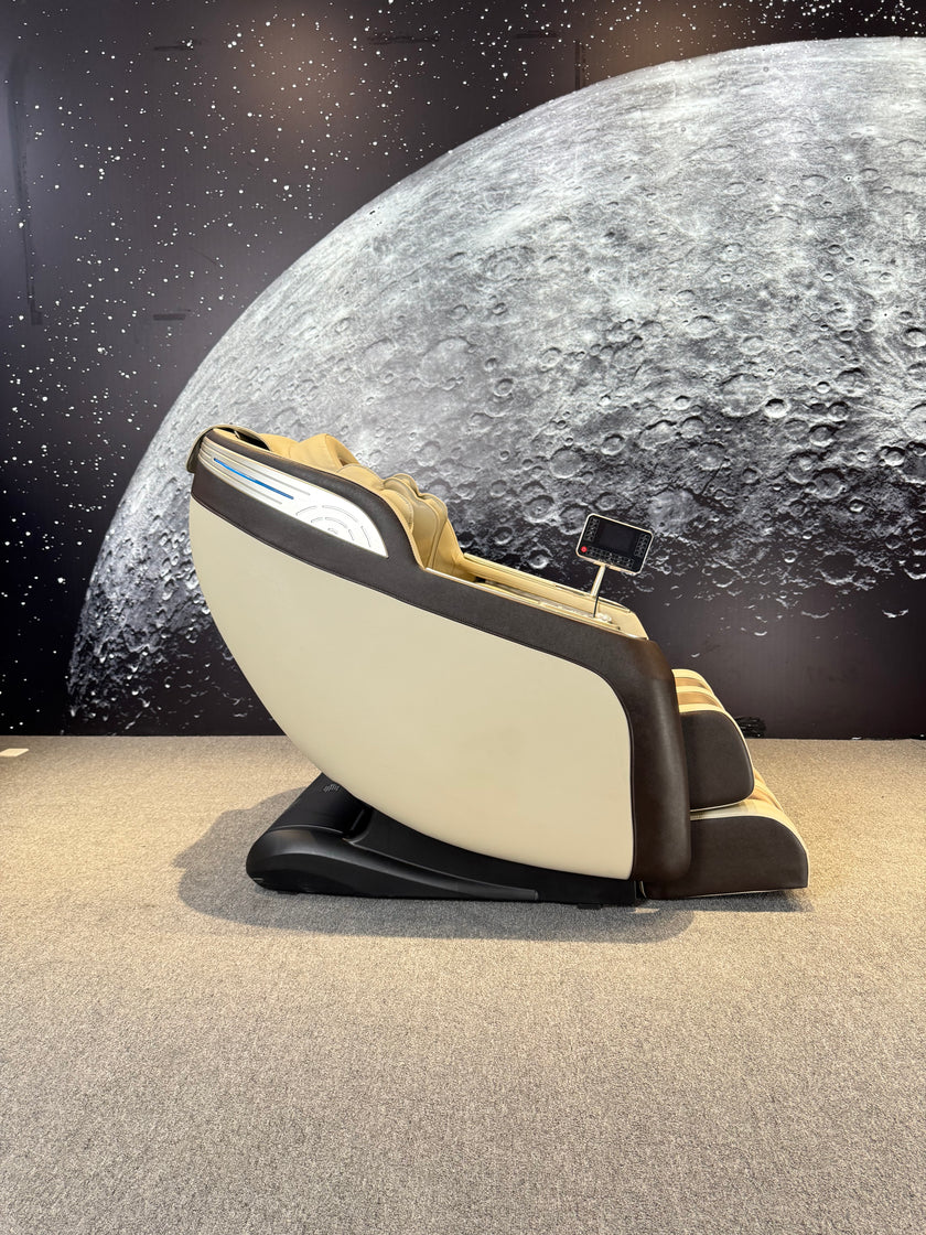 4D Space Capsule Master-Class Massage Chair Max
