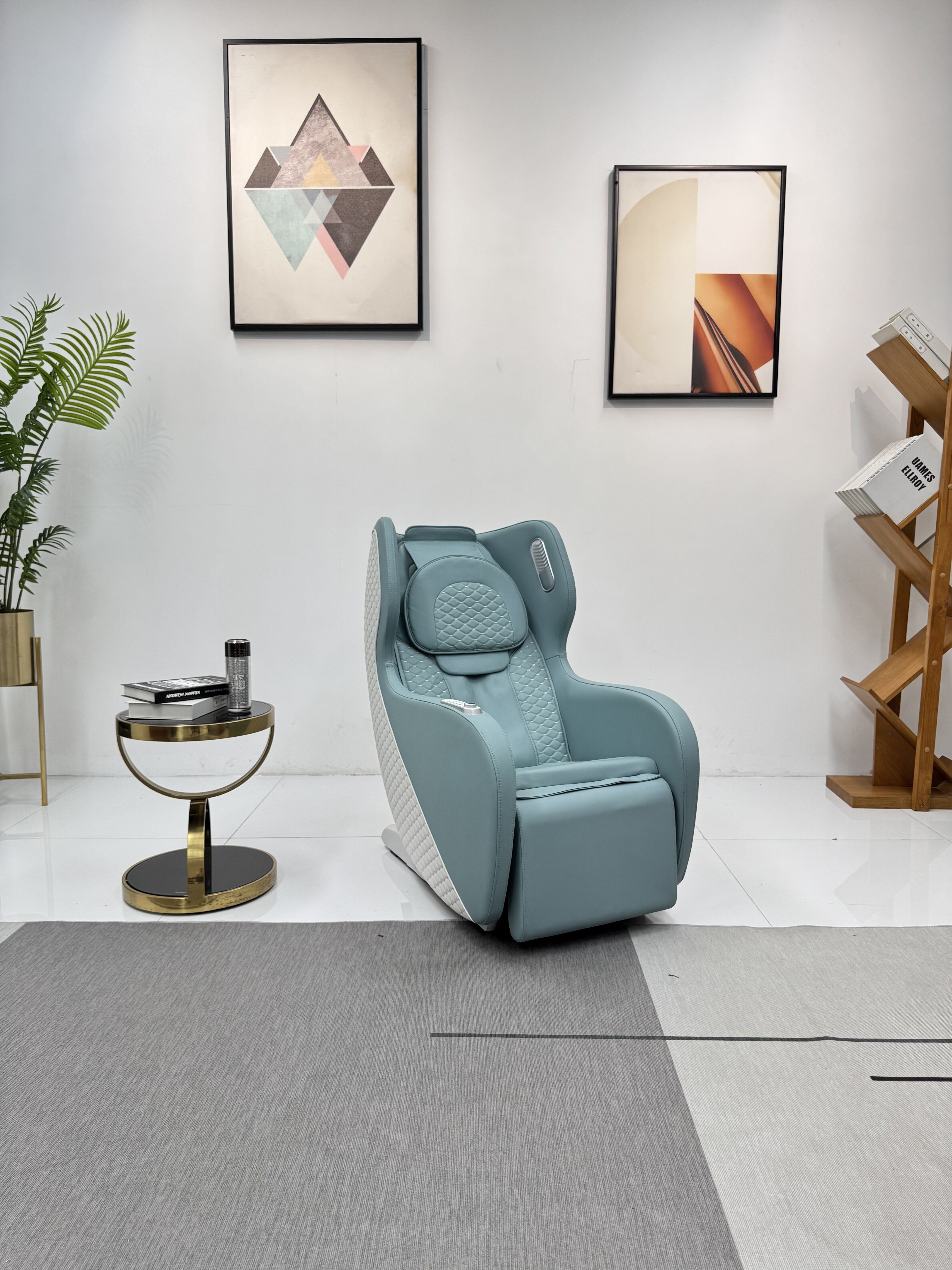 Apex 4D SpacePod™ Master-Class Massage Chair