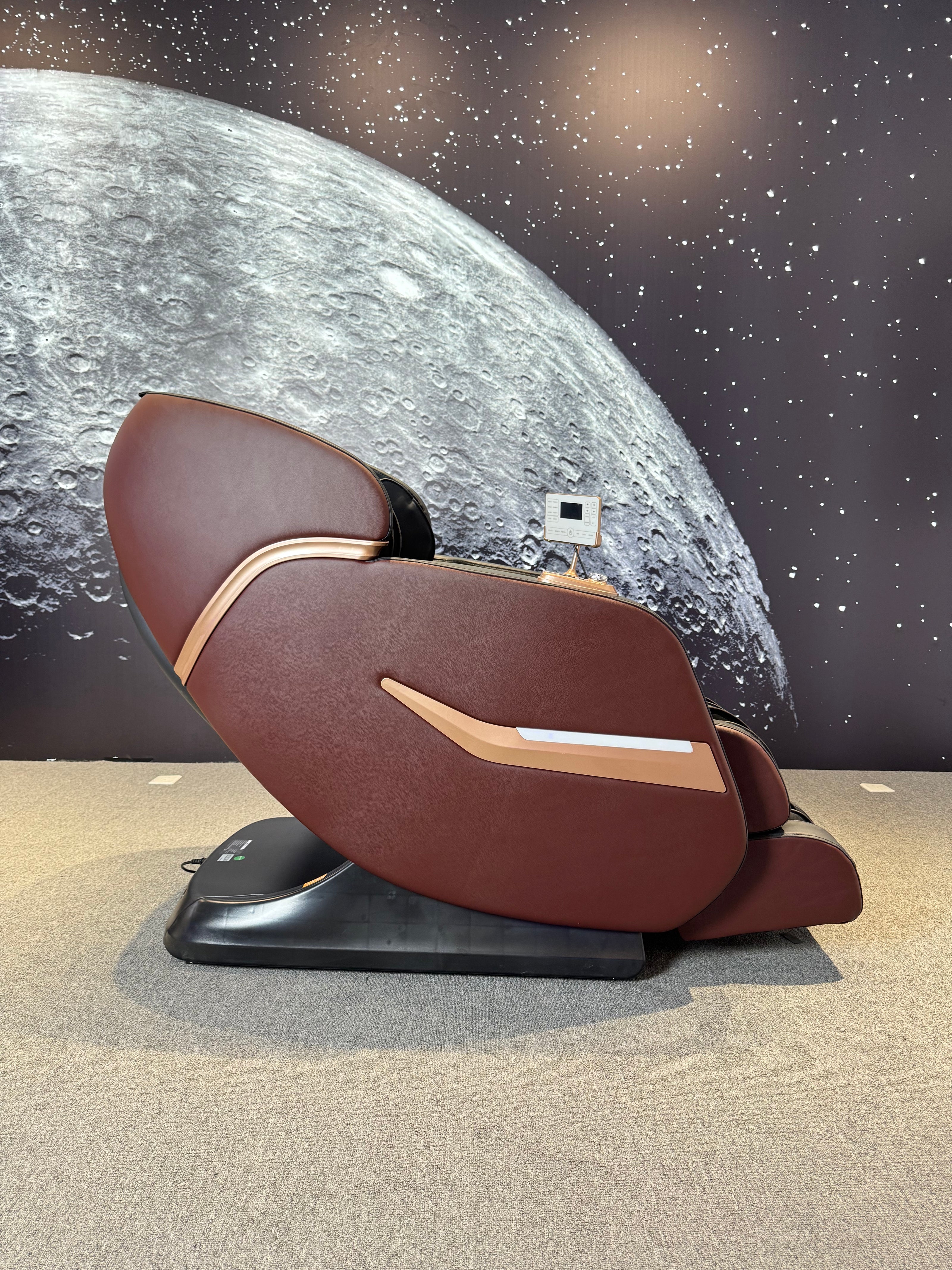 4D Space Capsule Motion Massage Chair