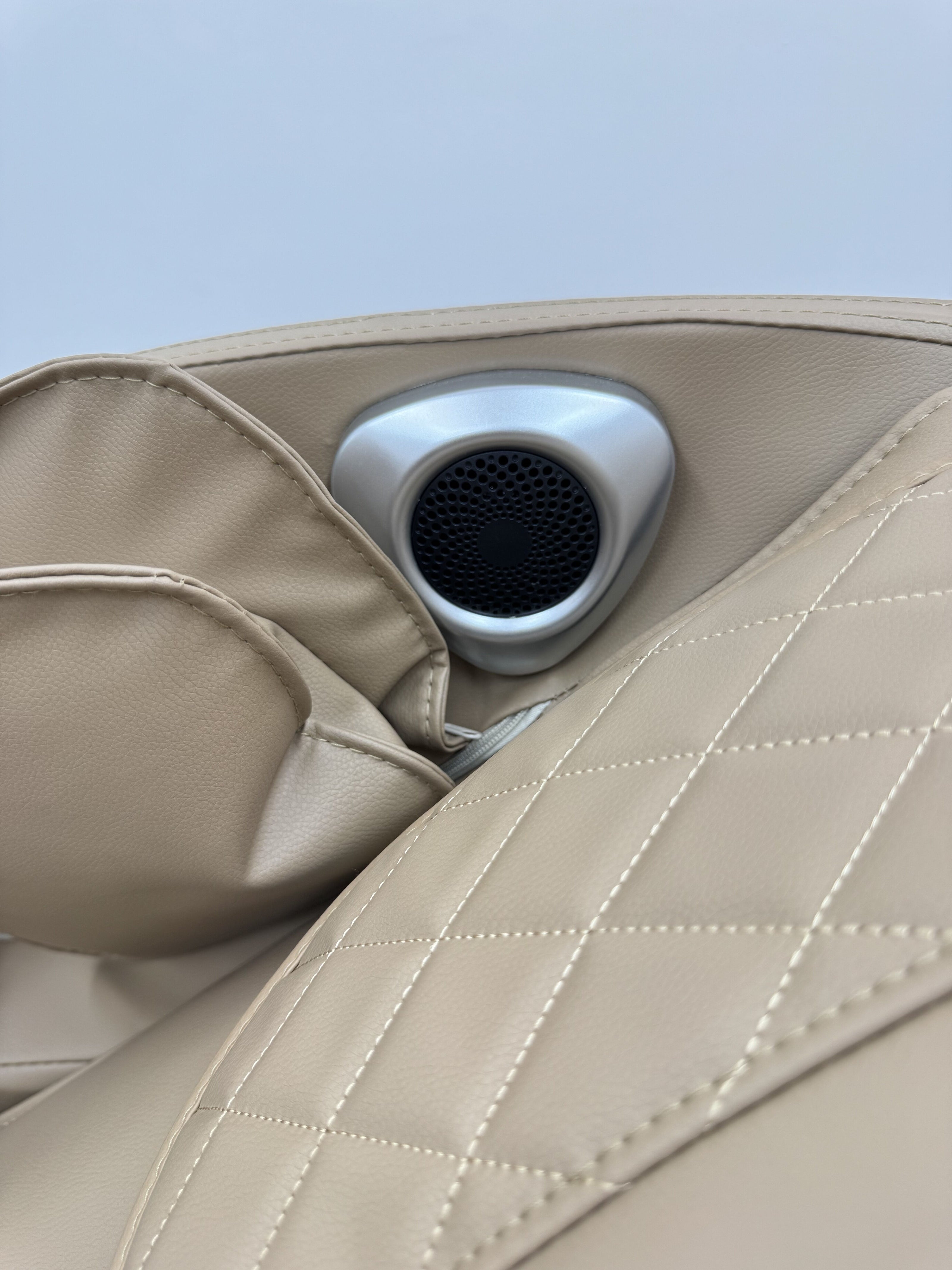 4D Space Capsule Precision Master Massage Chair