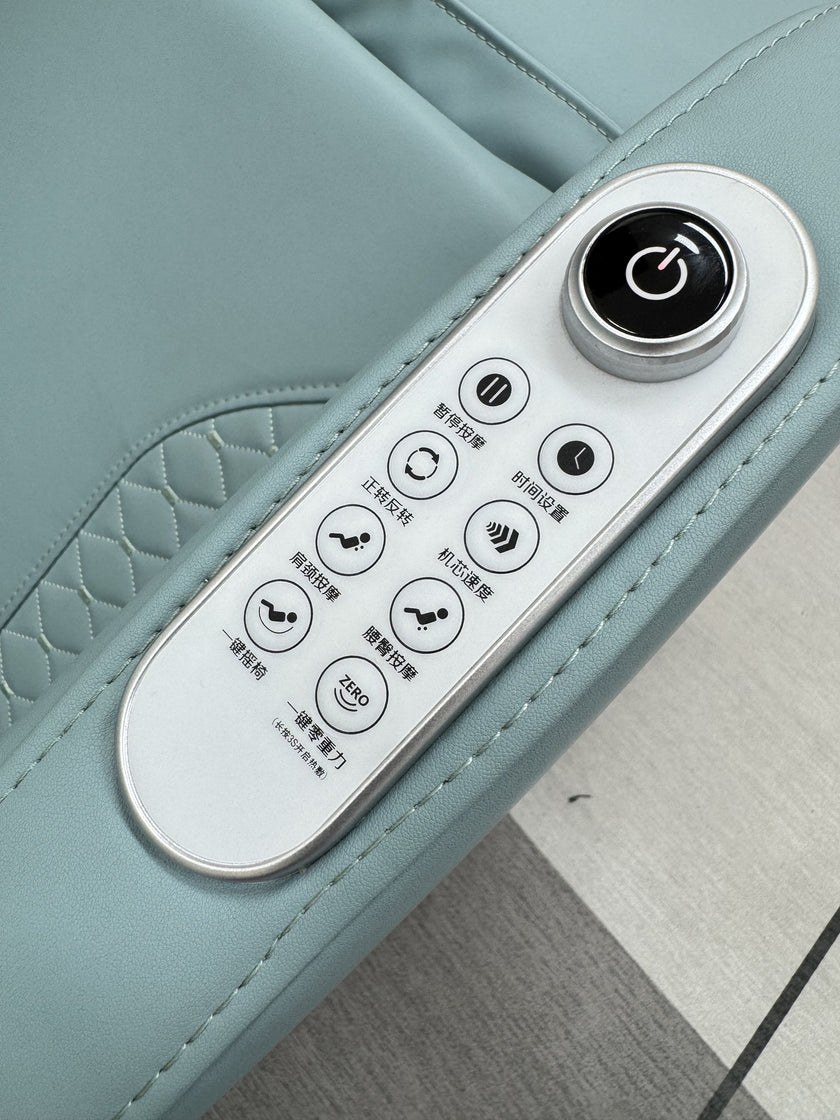 Apex 4D SpacePod™ Master-Class Massage Chair