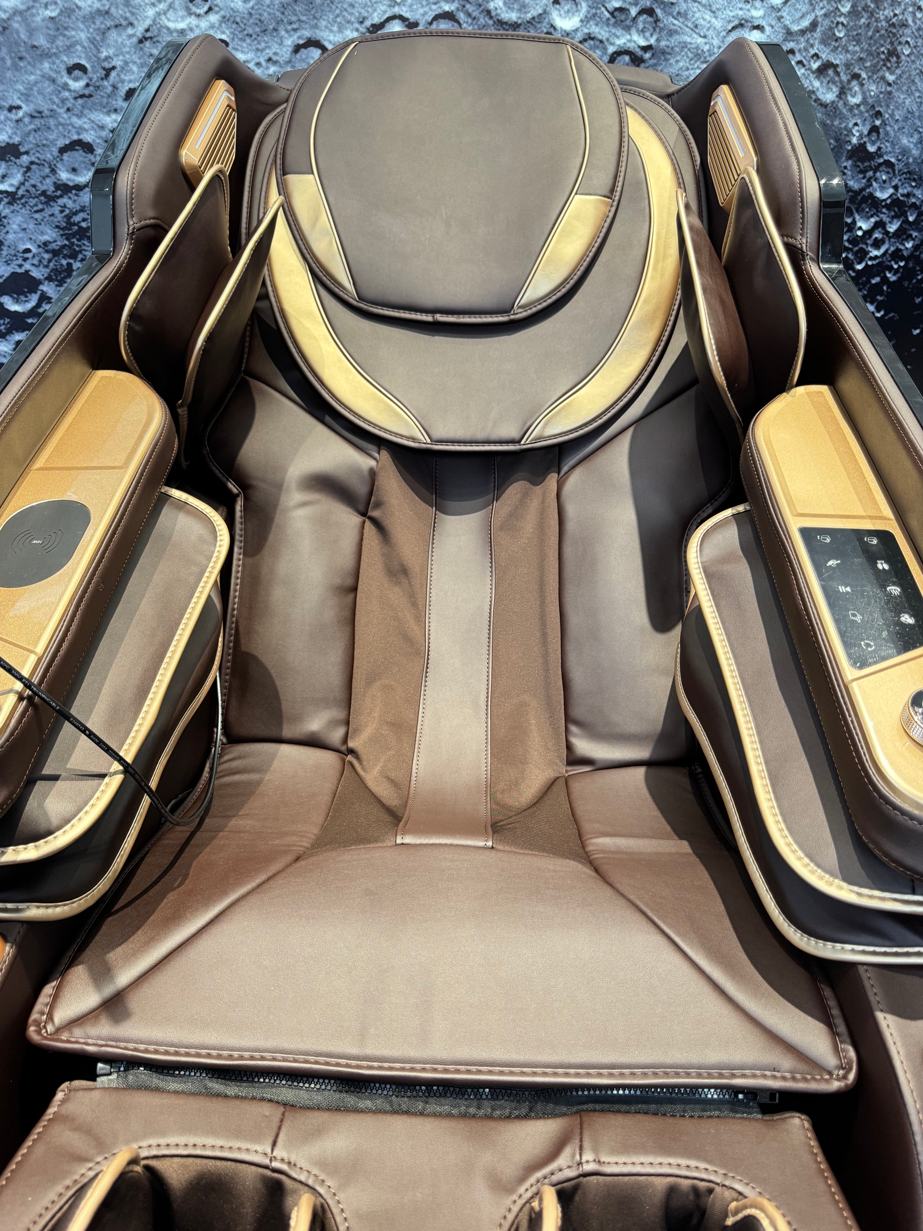 4D Space Capsule Master-Class Massage Chair Elite