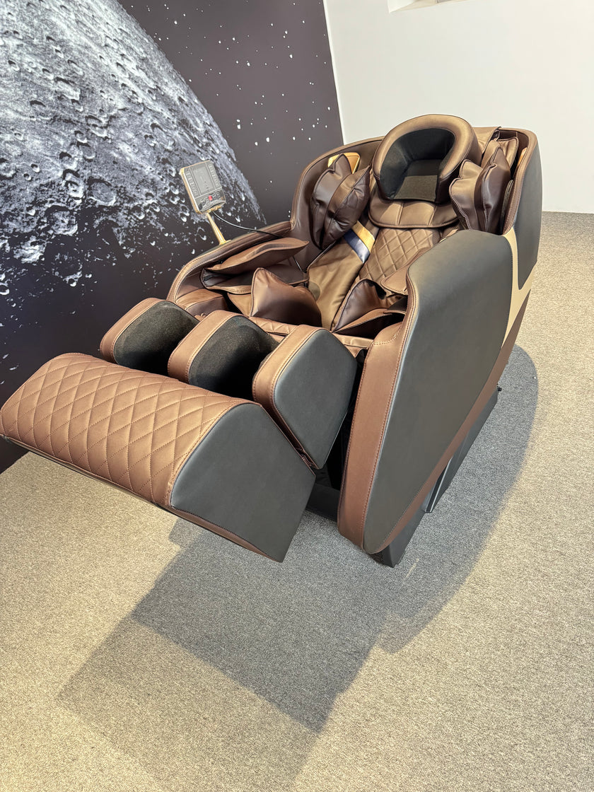 4D Space Capsule WholeBody® ROVE Massage Chair