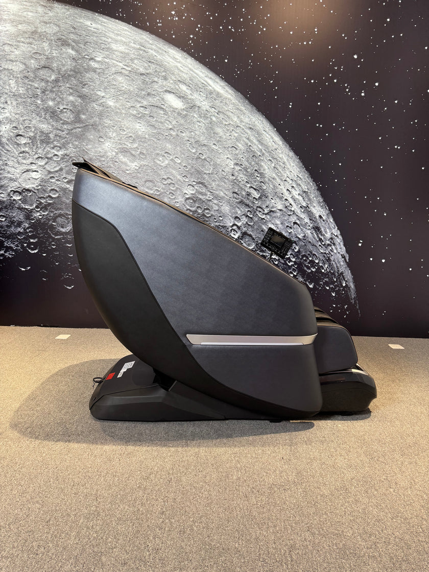 4D Space Capsule Dynamic Massage Chair