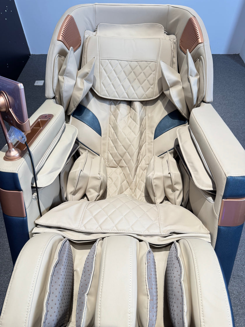 4D Space Capsule Enchant Massage Chair