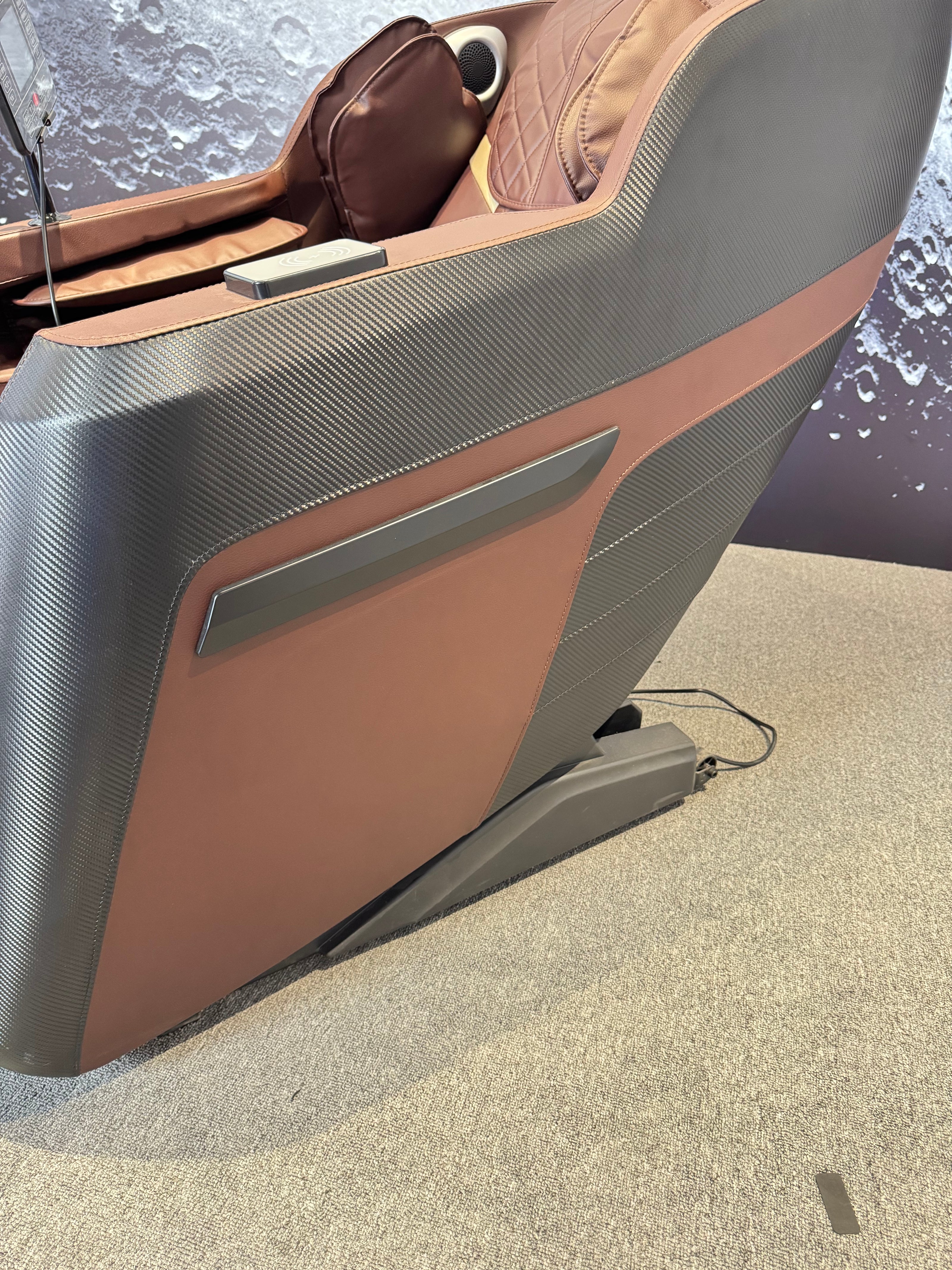 4D Space Capsule Vivid Massage Chair